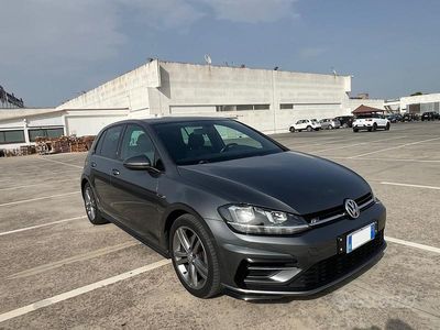 Usata 2019 VW Golf R-line Berlina | 19.000 € (Cara)