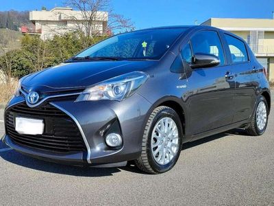 usata Toyota Yaris Hybrid 1.5 VVT-i