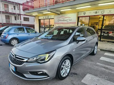 Usata Opel Astra 95 CV (69 kW) 2016 Grigio Station wagon