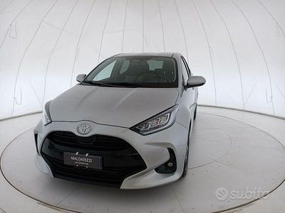 Usata Toyota Yaris Hybrid Trend 116 CV (85 kW) 2025 Grigio Berlina