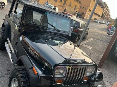 Usata Jeep Wrangler Sport 125 CV (91 kW) 1995 Nero SUV