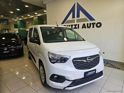 Occasion Opel Combo Edition+ 102 ch (75 kW) 2023 Blanc Monospace