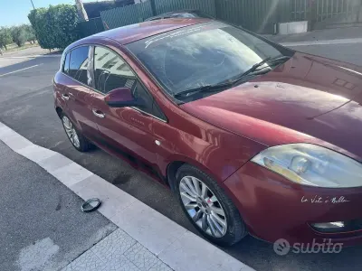 Usata Fiat Bravo 120 CV (88 kW) 2009 Rosso Utilitaria