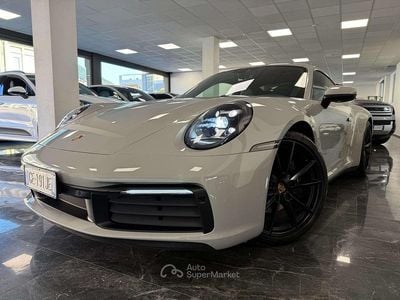Usata Porsche 911 Carrera 4 Chrono 385 CV (283 kW) 2021 Grigio Utilitaria