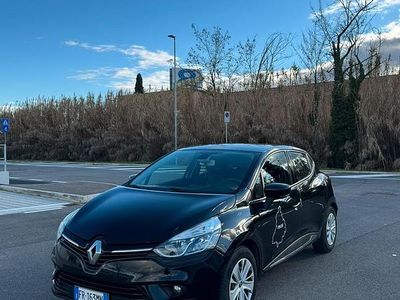 Usata Renault Clio IV 73 CV (53 kW) 2018 Nero Berlina