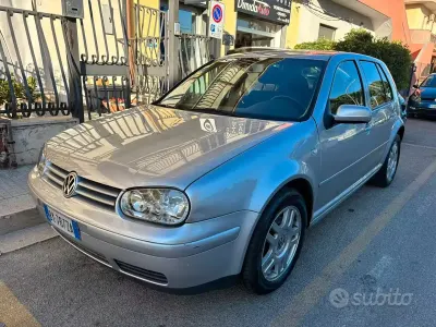 Usata VW Golf IV 130 CV (95 kW) 2002 Grigio Berlina