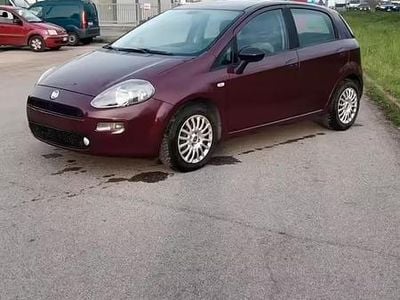 Usata Fiat Punto S 84 CV (61 kW) 2012 Rosso Utilitaria