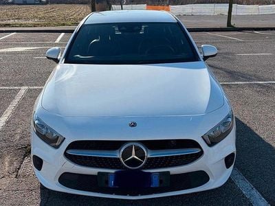 Usata Mercedes A180 116 CV (85 kW) 2019 Bianco Berlina
