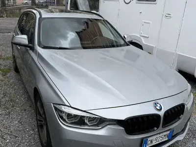 Usata BMW 318 Luxury Line 150 CV (110 kW) 2018 Station wagon