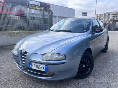 usata Alfa Romeo 147 1.9jtd full optional 2002