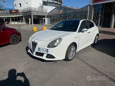 Usata Alfa Romeo Giulietta 170 CV (125 kW) 2010 Bianco Utilitaria