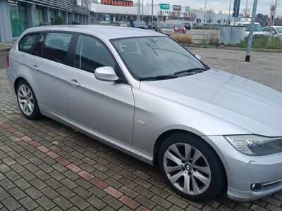 usata BMW 318 318d 2.0 143CV cat Touring Futura