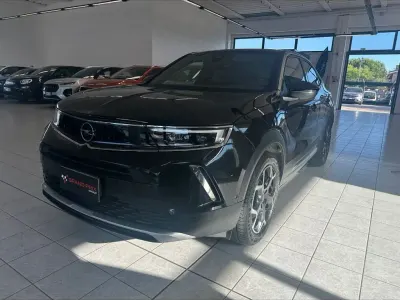 Usata Opel Mokka Ultimate 131 CV (96 kW) 2022 Nero SUV