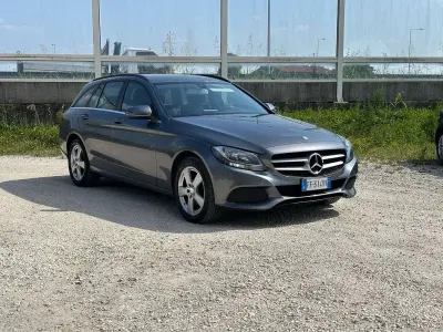 Usata Mercedes C180 Business 116 CV (85 kW) 2016 Grigio Station wagon