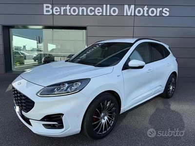Usata Ford Kuga ST-Line X 120 CV (88 kW) 2022 Bianco SUV