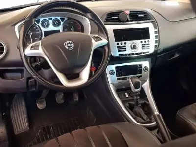 Usata Lancia Delta Gold 105 CV (77 kW) 2012 Bianco Utilitaria