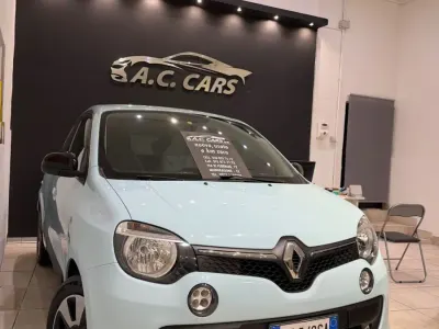 Begagnad Renault Twingo SE 90 HK (66 kW) 2019 Blå Halvkombi