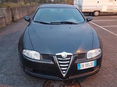 Usata Alfa Romeo GT Distinctive 150 CV (110 kW) 2004 Nero Coupé