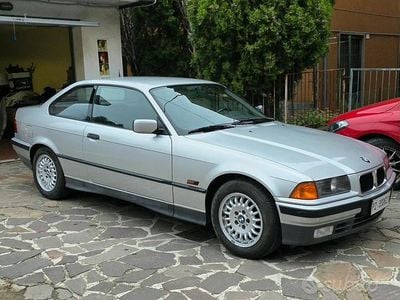 Usata BMW 318 Efficient Dynamics 140 CV (102 kW) 1993 Coupé