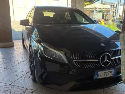 Usata Mercedes A180 109 CV (80 kW) 2017 Berlina