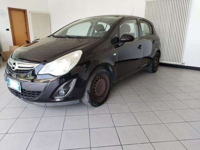 Usata Opel Corsa Club 65 CV (47 kW) 2012 Nero Berlina