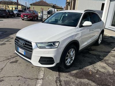 Usata Audi Q3 Ambiente 120 CV (88 kW) 2015 Bianco pastello SUV