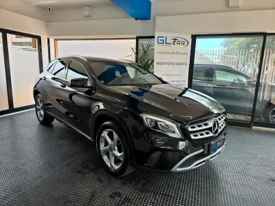 Usata Mercedes GLA200 136 CV (100 kW) 2018 Nero SUV
