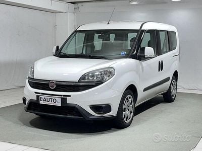 Usata Fiat Doblò Easy 95 CV (69 kW) 2015 Bianco Monovolume