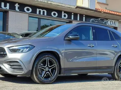 Usata Mercedes GLA200 AMG line 150 CV (110 kW) 2025 Grigio SUV