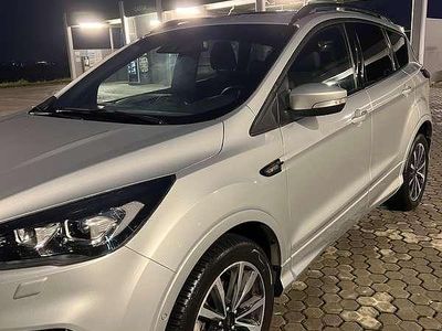Usata Ford Kuga ST-Line 120 CV (88 kW) 2019 Argento SUV