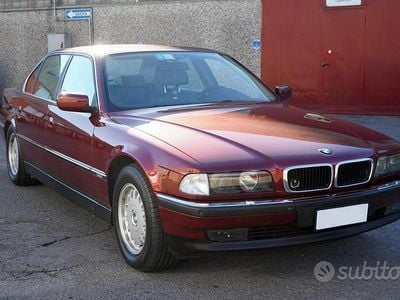 Usata BMW 740L Comfort Edition 286 CV (210 kW) 1994 Rosso Berlina