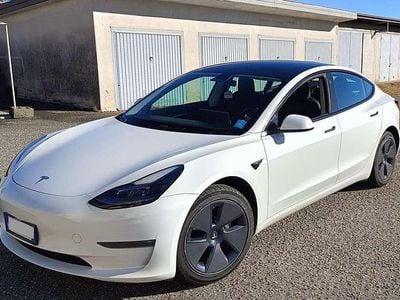 Usata 2023 Tesla Model 3 Long Range RWD Berlina | 29.500 € (Buon prezzo)