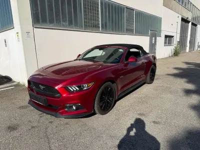 Usata Ford Mustang GT Convertible 421 CV (309 kW) 2016 Rosso Cabrio