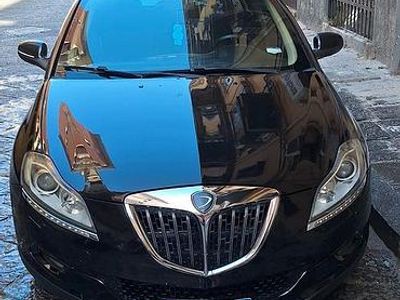 Usata Lancia Delta 120 CV (88 kW) 2009 Nero Utilitaria