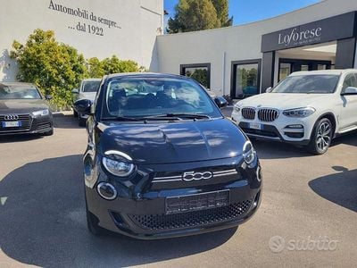 Usata Fiat 500e 86 kW (118 CV) 2022 Nero metallizzato Berlina