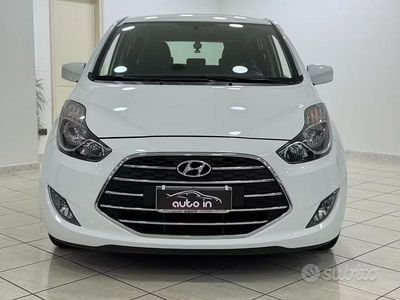 Begagnad Hyundai i20 125 HK (91 kW) 2019 Vit Halvkombi