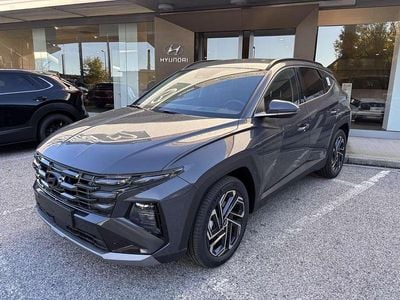 Usata Hyundai Tucson Premium 215 CV (158 kW) 2026 Ecotronic gray SUV