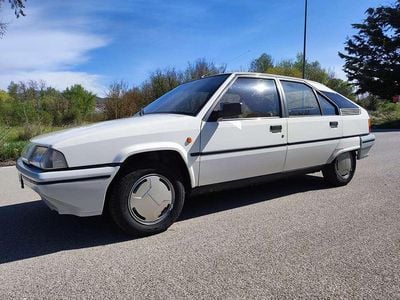 Usata Citroën BX 102 CV (75 kW) 1989 Bianco Berlina