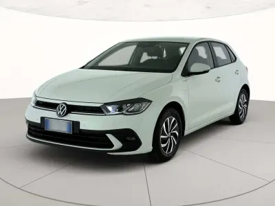 Usata VW Polo Life 95 CV (69 kW) 2023 Pure white Utilitaria