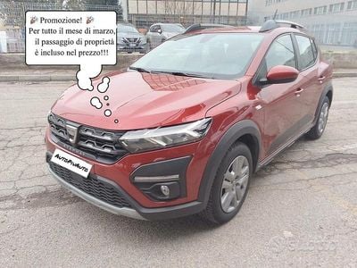 Usata Dacia Sandero Comfort 91 CV (66 kW) 2022 Rosso Berlina