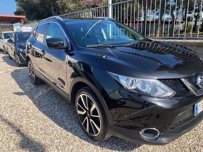 Begagnad Nissan Qashqai Acenta Premium 110 HK (80 kW) 2015 Svart SUV