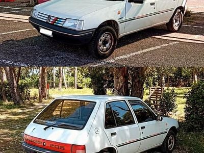 Usata Peugeot 205 60 CV (44 kW) 1992 Bianco Berlina
