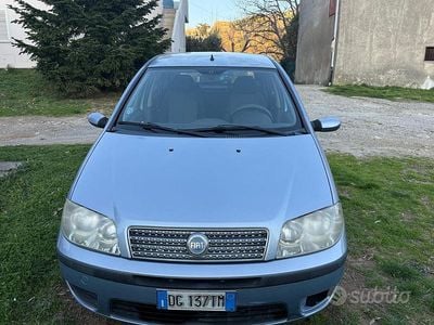 Usata Fiat Punto 75 CV (55 kW) 2007 Blu Utilitaria