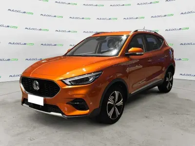 Usado MG ZS Luxury 106 CV (77 kW) 2023 Naranja SUV