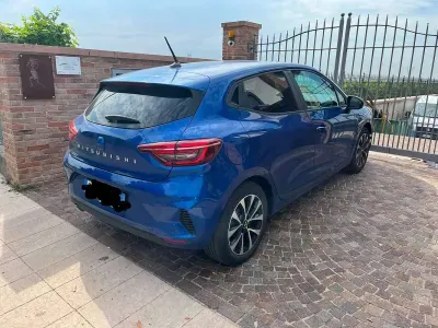 Usata Mitsubishi Colt Invite 91 CV (66 kW) 2024 Blu/azzurro Utilitaria