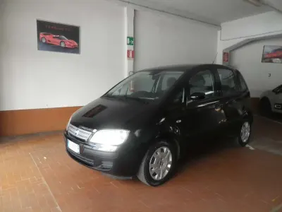 Usata Fiat Idea 80 CV (58 kW) 2007 Nero Monovolume