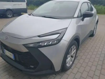 Usata Toyota C-HR