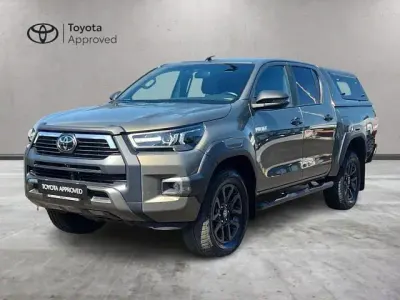 Begagnad Toyota HiLux 204 HK (150 kW) 2021 Brun Pickup
