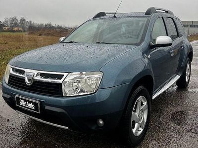 Usata Dacia Duster Lauréate 110 CV (80 kW) 2010 Verde SUV