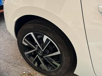 Usata Opel Corsa 69 CV (50 kW) 2024 Bianco Utilitaria